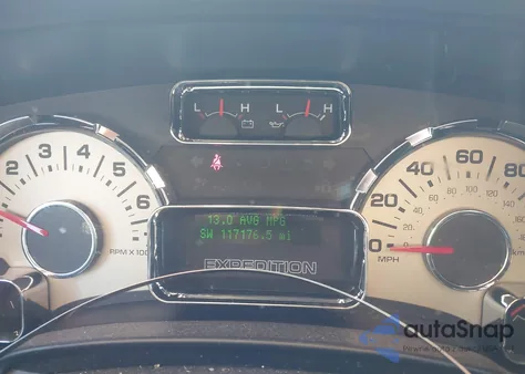 2011 Ford Expedition Limited из США, поврежденный, VIN 1FMJU2A59BEF20522